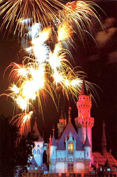 Sleeping Beauty Castle, with Firewords - DL-1202-G